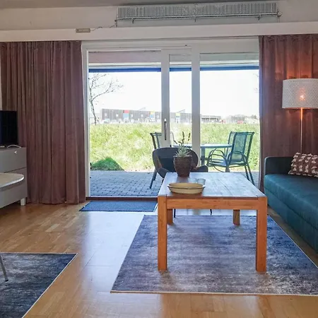 Cozy In Aakirkeby Apartment *